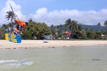 Kitesurfing lessons in Koh Samui