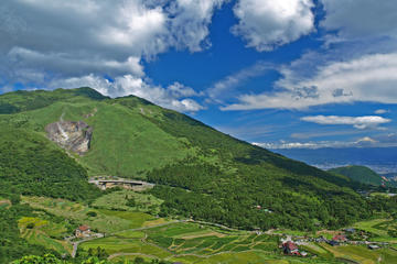 Private Tour: Yangmingshan National Park Day Trip from Taipei
