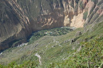 Full-Day Trip to Colca Canyon by Bus from Arequipa