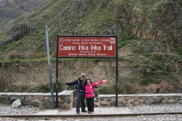 4-Day Inca Trail Hiking Trek with Machu Picchu