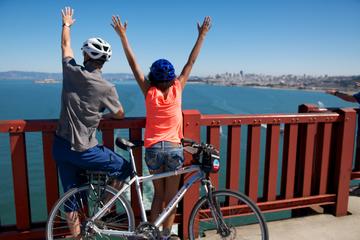 Bike & Brew: Golden Gate Bridge Guided Bicycle Tour with Lunch at Local Hotspot