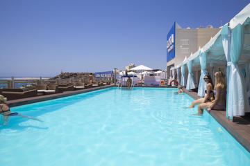 Day Pass at Gloria San Agustin: Spa, Lunch and Pool Access