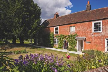 Jane Austen's House Museum And Historic Winchester - Private Tour From London