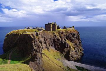 Scottish Castles: Glamis and Dunnottar - Italian Tour Guide