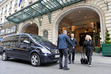 Shared Arrival Transfer from Orly Airport (ORY) to Paris