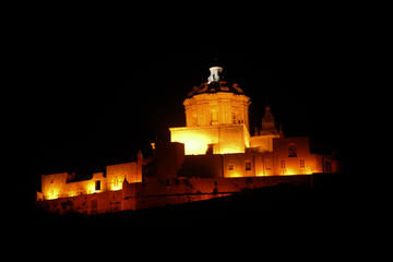 Driving Night Tour of Malta