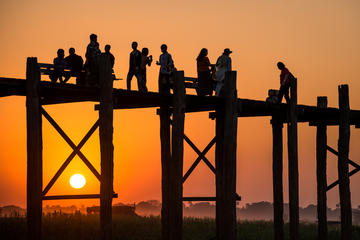 Art Sunset Cocktail at U Bein Bridge