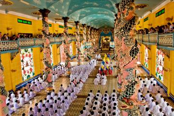 Full Day Tour to Tay Ninh Holysee and Cu Chi Tunnels with Lunch