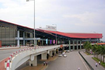 Hanoi Shared Arrival Transfer: Noi Bai Airport to Hotel