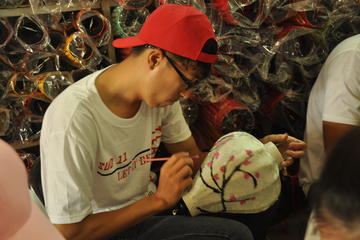 MAKING LATERN HALF DAY PRIVATE TOUR