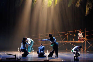 THE MIST DANCE SHOW IN SAIGON WITH ROUNDTRIP TRANSFER