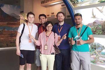 Professional English Speaking Guide in Chengdu