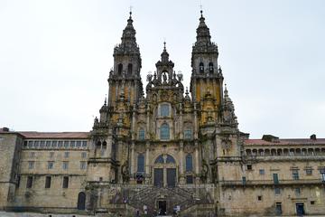 Santiago de Compostela e Viana do Castelo from Porto