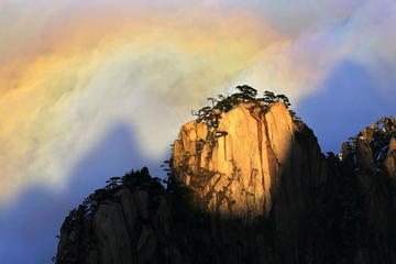 Huangshan Yellow Mountain at dawn 