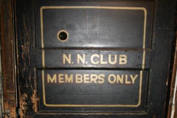 Private Speakeasy Pub Crawl in Chicago