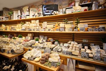 Small-Group Marché d’Aligre Food Walking Tour in Paris