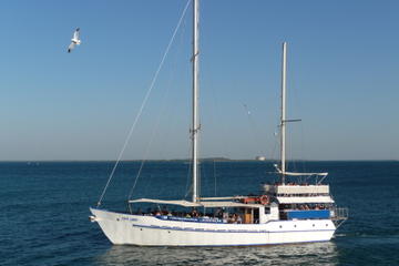 Darwin Sunset Dinner Cruise Aboard a Traditional Ketch