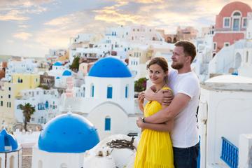 4-day Romantic Santorini Package with Akrotiri, Wine Tasting, and Sunset Cruise