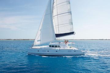 Santorini Caldera Cruise Including Buffet and Drinks
