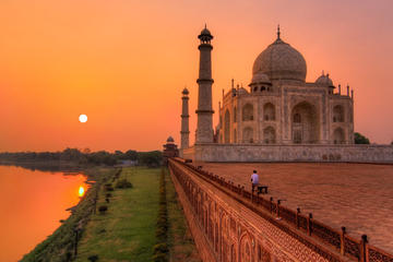 Private Guided Trip To Taj Mahal