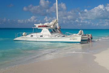 Catamaran Sail and Snorkel Tour from Providenciales