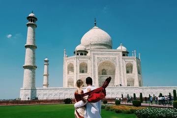 Taj Mahal Mughal Tour By Gatiman Express Train