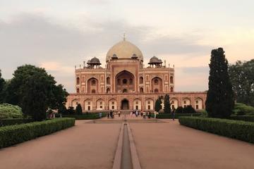 Tour of Garden Tombs of Delhi