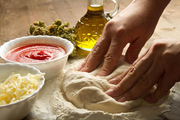 Private Pizza Cooking Class in Napoli