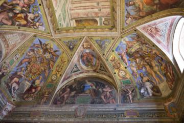 Vatican City Walking Tour in Rome