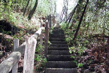 Rebellious Lake Como, border paths among the Great War and smuggling