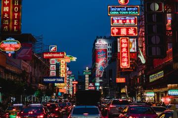 Private Trip: Chinatown by Night - Fun Foodie and Hidden Bars Experience