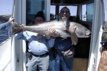 Private Fishing Tour from Lisbon with BBQ Lunch and Drinks