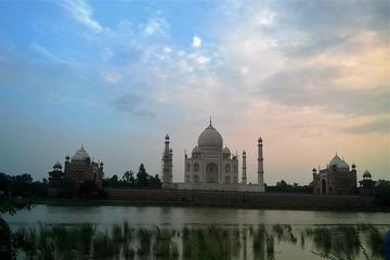 Taj Mahal day Tour by Train With (Executive class train ticket) from Delhi
