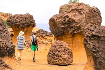 Small-Group Tour of Yehliu Geopark and Sculpture Art on Northern Coast of Taiwan