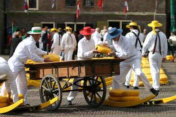 2-Hour Private Walking Tour of Alkmaar