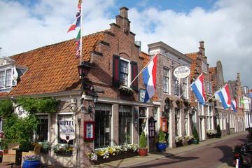 Private Full-Day Northern Holland Tour by Public Transport from Amsterdam