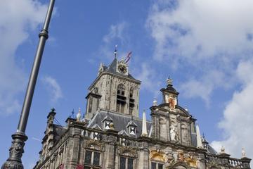 Private Walking Tour: Delft's Royal History and Pottery
