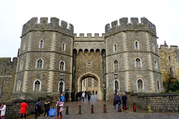 Small-Group Tour: Windsor Castle Express Tour by Train