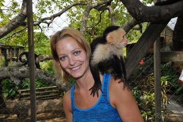 Roatan Wildlife Rescue Park And Beach