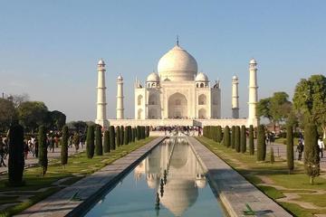 Private Taj Mahal Day Tour by Train from Delhi