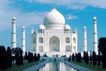 Taj Mahal and Same Day Agra Sightseeing from Delhi By AC Car