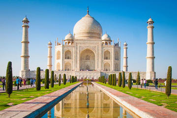 Taj Mahal With Nature Valley south india tour