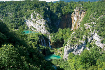 Plitvice Lakes Tour from Zagreb