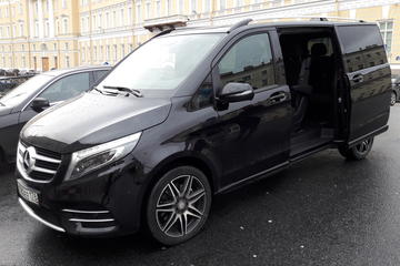 Arrival Airport or Train Station Transfer to Hotel by Minivan in St Petersburg