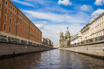 Classic St Petersburg City Tour