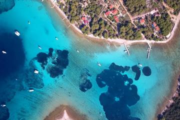 Three Islands Half Day Tour by Speedboat