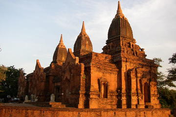 Learn the mural paintings and history of Bagan