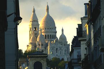 Small-Group Walking Tour: Paris Sacré-Coeur and Montmartre District