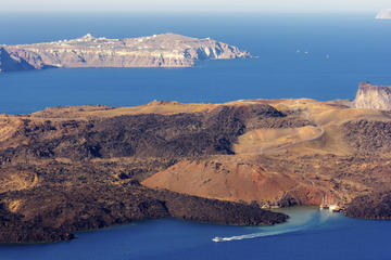 Santorini Volcano Cruise Including Hot Springs, Thirasia and Optional Oia Sunset