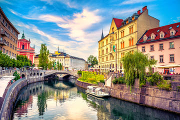 Full-Day Trip to Slovenia from Vienna with Guide